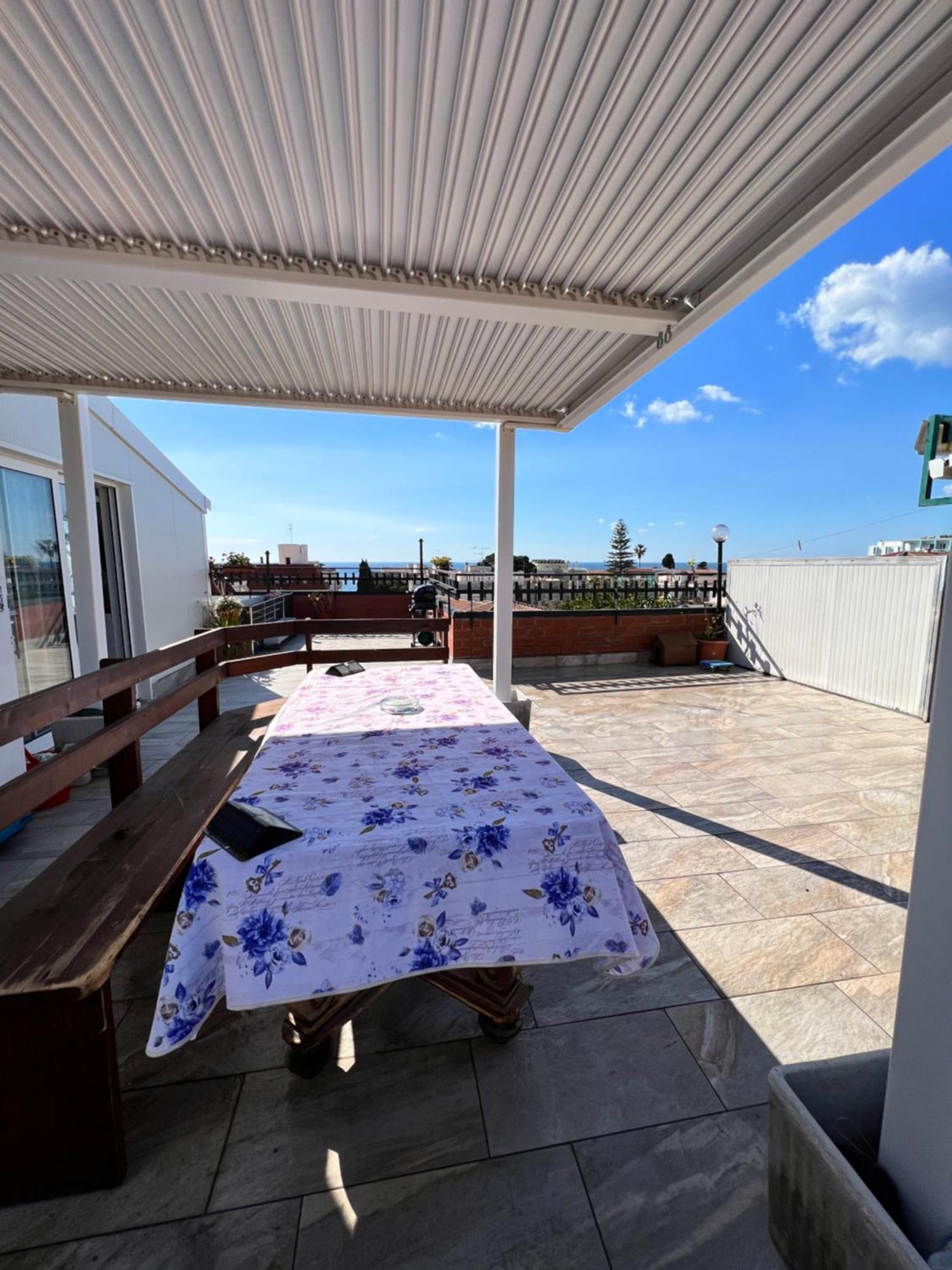 Sea View 2 Bedroom Vacation Apartment จีอาร์ดีนี นักซอส ภายนอก รูปภาพ